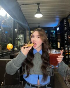 น้องบาร์บี้Kanya Bunloed 40