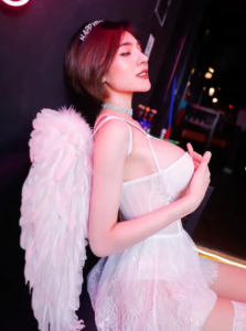 ยูจิน วารุณี คอสเพลย์