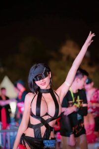 ยูจิน วารุณี นม