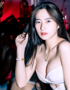 นุ้งนิ้ง ธิติมา ig