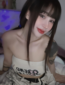 น้อยหน่า กฤชพร วาร์ป