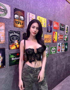 บัว รวงข้าว นางแบบ