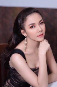15 จ๊ะ นงผณี 14