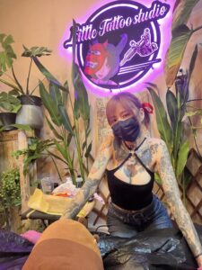 นภัสพลอย